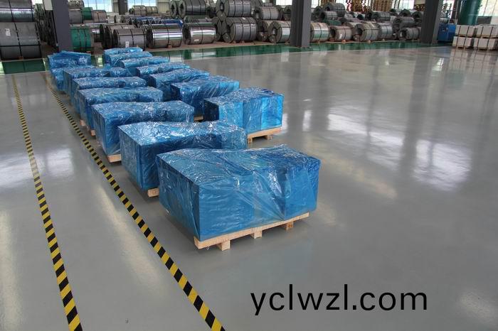 汽(qi)車用異形(xing)闆(ban)成品簡包裝